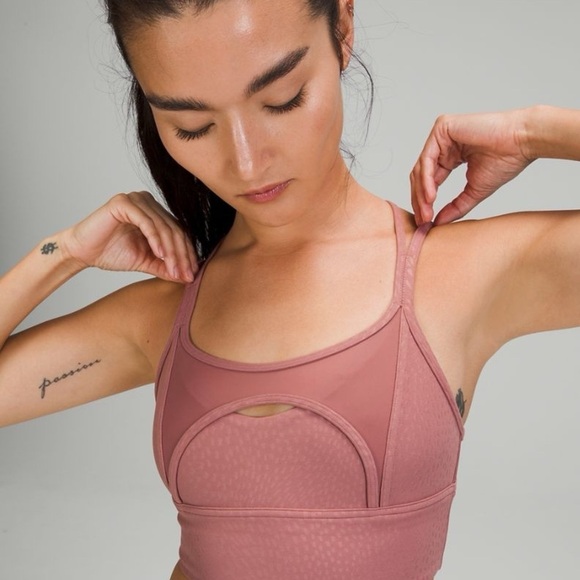 Lululemon Nulu and Mesh Yoga Sports Bra - Picture 6 of 6